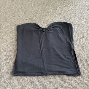 Gray scrunched going out top